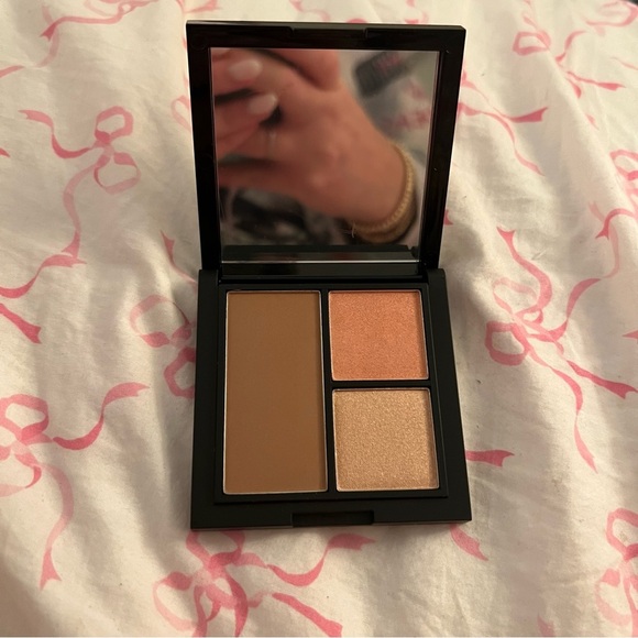 Reina Rebelde Contour Kit NEW - Picture 6 of 9